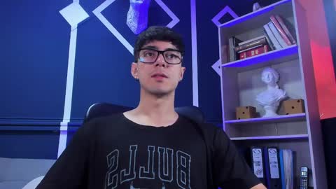 Etham online show from October 1, 2:21 pm