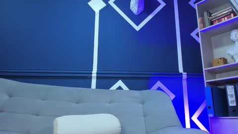 Etham online show from September 18, 12:29 pm