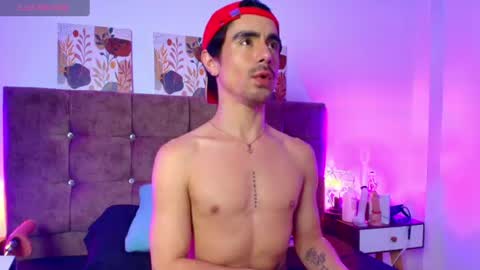 ethan  online show from June 26, 5:21 am