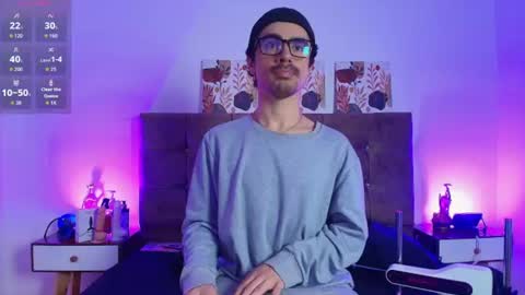 ethan  online show from July 14, 3:33 am
