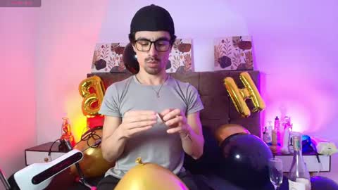 ethan  online show from July 28, 3:36 am