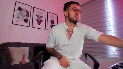 ethan_greacee online show from March 6, 12:13 pm