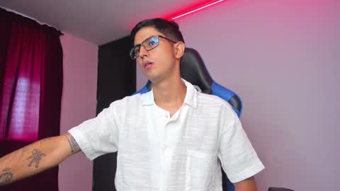 Snapshot of ethan_sai01 chatting on January 5, 8:00 pm ETHAN SAI online show from January 5, 8:00 pm