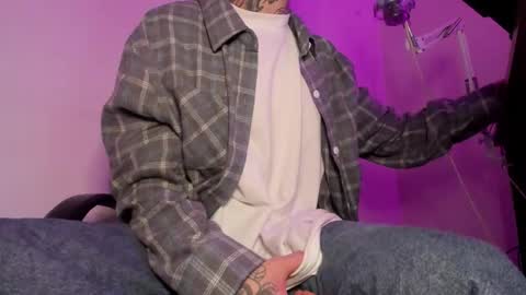 Ethan sykes online show from October 24, 5:14 pm