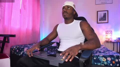 ethan travis online show from April 29, 9:21 pm