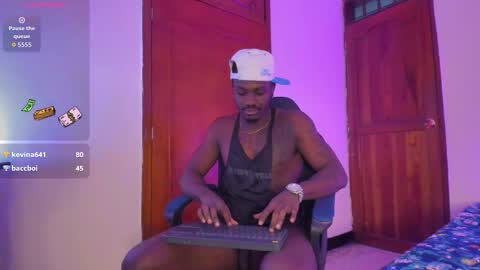 Snapshot of ethan_travis0 chatting on October 18, 2:38 am ethan travis online show from October 18, 2:38 am