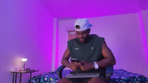 Snapshot of ethan_travis0 chatting on September 30, 5:38 pm ethan travis online show from September 30, 5:38 pm