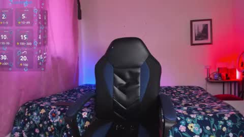 ethan travis online show from February 14, 6:47 pm