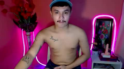 Snapshot of ethan_uwuxx chatting on September 19, 11:26 pm DAVE online show from September 19, 11:26 pm