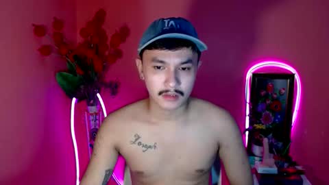 Snapshot of ethan_uwuxx chatting on September 18, 10:56 pm DAVE online show from September 18, 10:56 pm