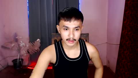 Snapshot of ethan_uwuxx chatting on January 21, 8:00 pm DAVE online show from January 21, 8:00 pm