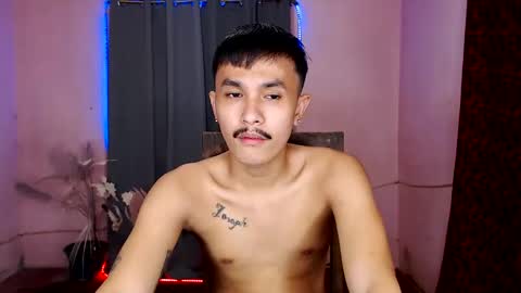 Snapshot of ethan_uwuxx chatting on January 25, 9:57 am DAVE online show from January 25, 9:57 am