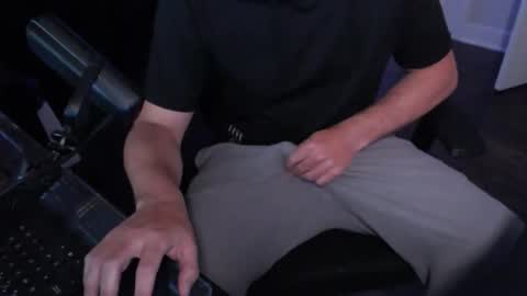 ethantv online show from May 1, 5:10 am