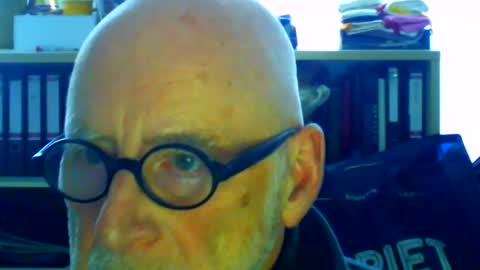 Snapshot of etonne chatting on December 6, 12:05 pm etonne online show from December 6, 12:05 pm