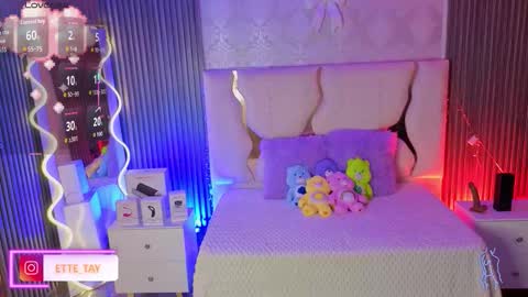 ette online show from March 5, 3:47 am