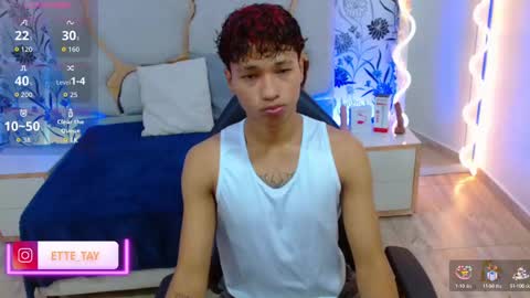 Snapshot of ette_tay chatting on October 3, 3:11 am ette online show from October 3, 3:11 am