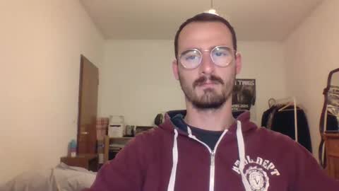 Snapshot of europe_bang chatting on October 17, 9:41 pm Andrea online show from October 17, 9:41 pm