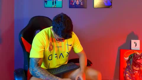 EVAN GREY online show from March 2, 5:09 pm