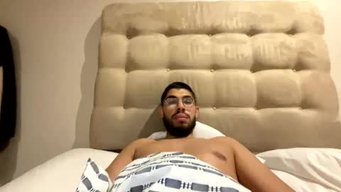 evansjacob online show from February 1, 11:25 pm