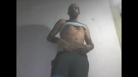 everaldosantos online show from February 9, 10:11 pm