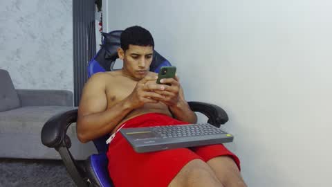 luis online show from October 29, 11:29 pm