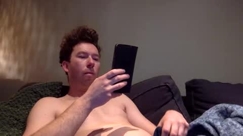 Excuteboy online show from March 8, 5:44 am