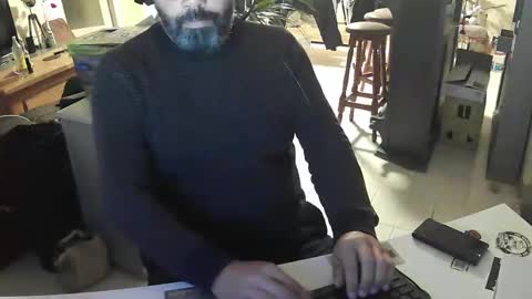 Snapshot of exibdevil chatting on January 14, 8:48 pm Gio online show from January 14, 8:48 pm