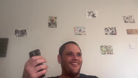 extrayoss online show from August 6, 11:49 am