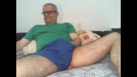 Snapshot of eyes12 chatting on October 15, 5:15 am GEORGE online show from October 15, 5:15 am
