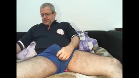 Snapshot of eyes12 chatting on March 6, 4:08 am GEORGE online show from March 6, 4:08 am