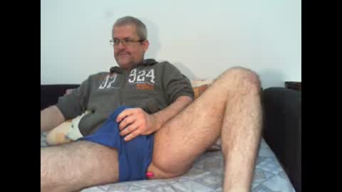 Snapshot of eyes12 chatting on January 30, 2:38 am GEORGE online show from January 30, 2:38 am