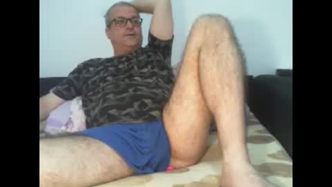 Snapshot of eyes12 chatting on September 10, 2:32 am GEORGE online show from September 10, 2:32 am