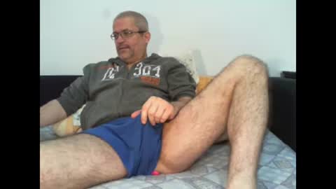 Snapshot of eyes12 chatting on December 18, 6:32 am GEORGE online show from December 18, 6:32 am