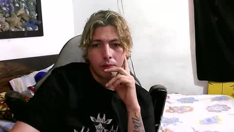 eyesgreenman online show from September 30, 5:38 pm