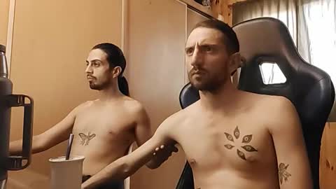 ezeandpe online show from March 1, 10:09 pm