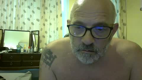 f1zzeek online show from June 26, 8:00 pm