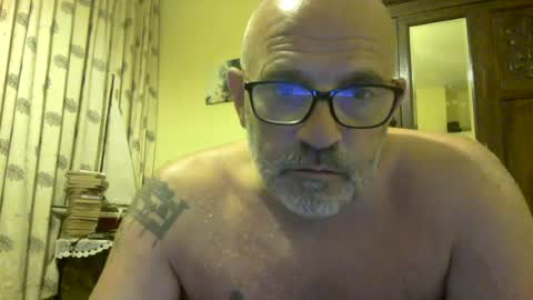 f1zzeek online show from July 1, 11:26 pm