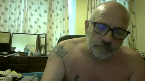 f1zzeek online show from June 25, 7:51 pm