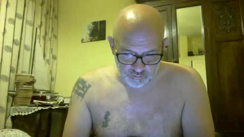 f1zzeek online show from July 13, 9:39 pm