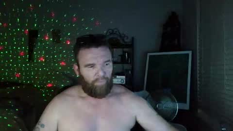 F33l Good online show from February 6, 12:24 pm