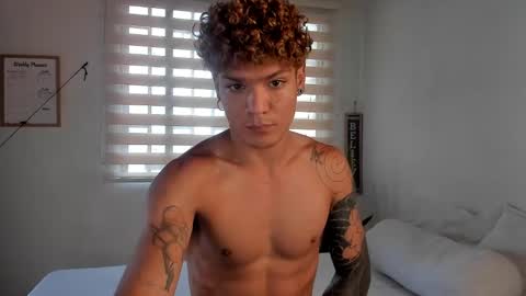 Snapshot of fabrizio_amery chatting on December 15, 12:06 pm - A N D E R online show from December 15, 12:06 pm
