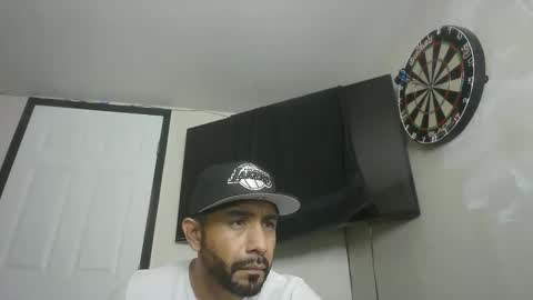 Mark online show from November 1, 8:51 am