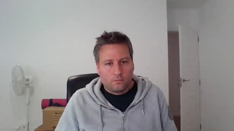 faer_087 online show from November 3, 9:24 am