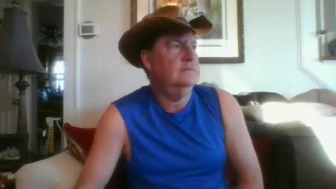 Snapshot of fairmount31 chatting on January 10, 1:31 pm fairmount31 online show from January 10, 1:31 pm
