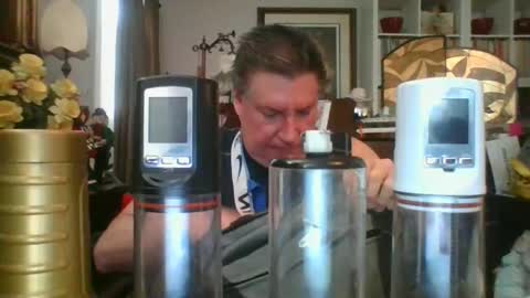 Snapshot of fairmount31 chatting on January 25, 12:58 pm fairmount31 online show from January 25, 12:58 pm