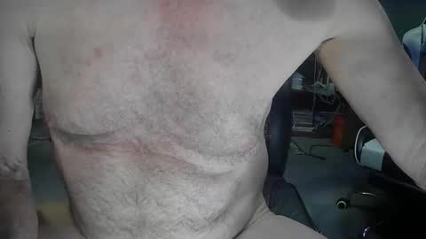 fantasyresort online show from April 25, 3:42 am