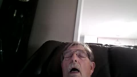 fatdickad online show from May 3, 11:39 pm