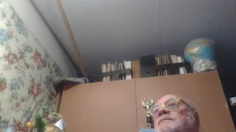 Fred. online show from April 23, 5:56 am