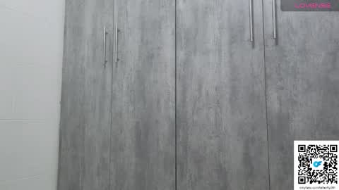 fatherfly001 online show from December 20, 1:13 am