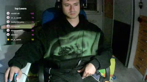 ThickDickTeen online show from May 3, 9:28 pm